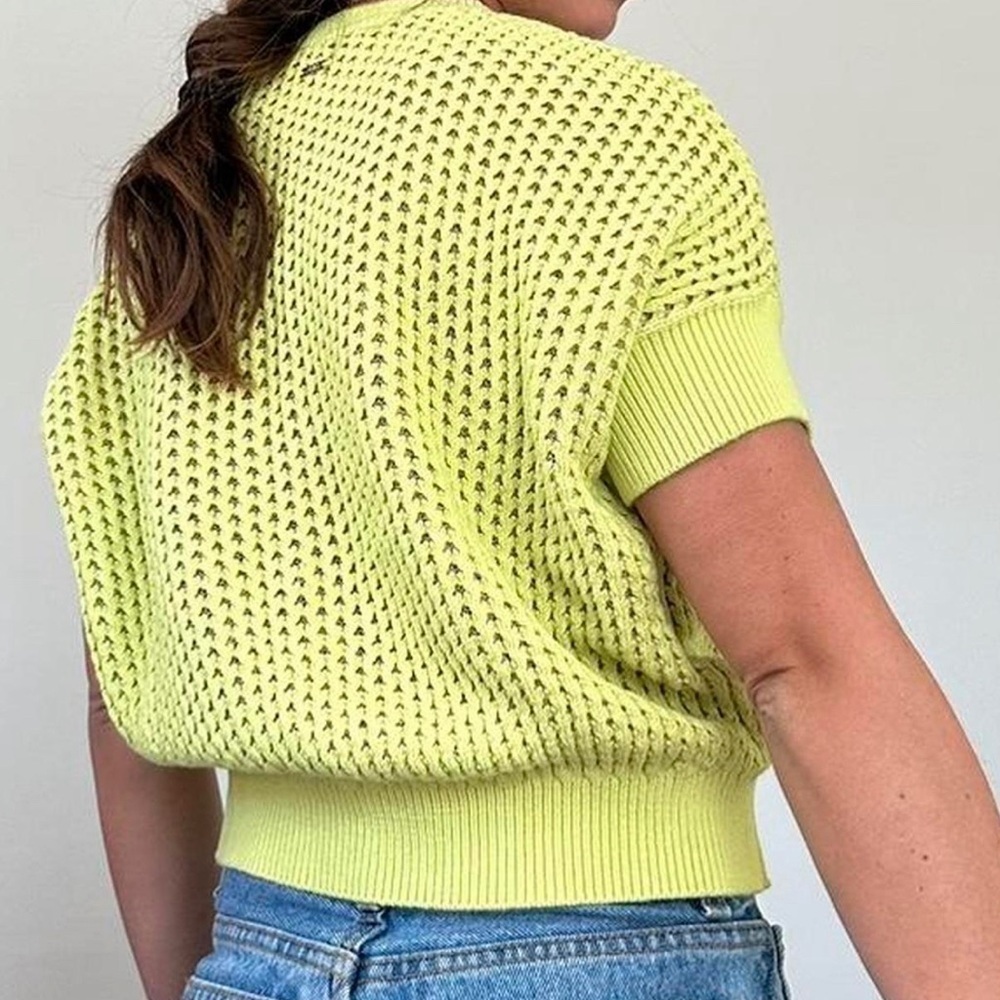 Cabi Beaming Sweater #6410 Chartreuse Green  Large​​​​​​​​​​​​​​​​​